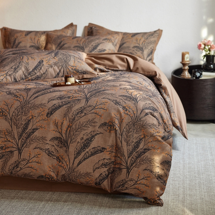 91家纺网 家纺一手货源 找家纺 千朵森 2025新款全棉拼角印花磨毛四件套 秋穗