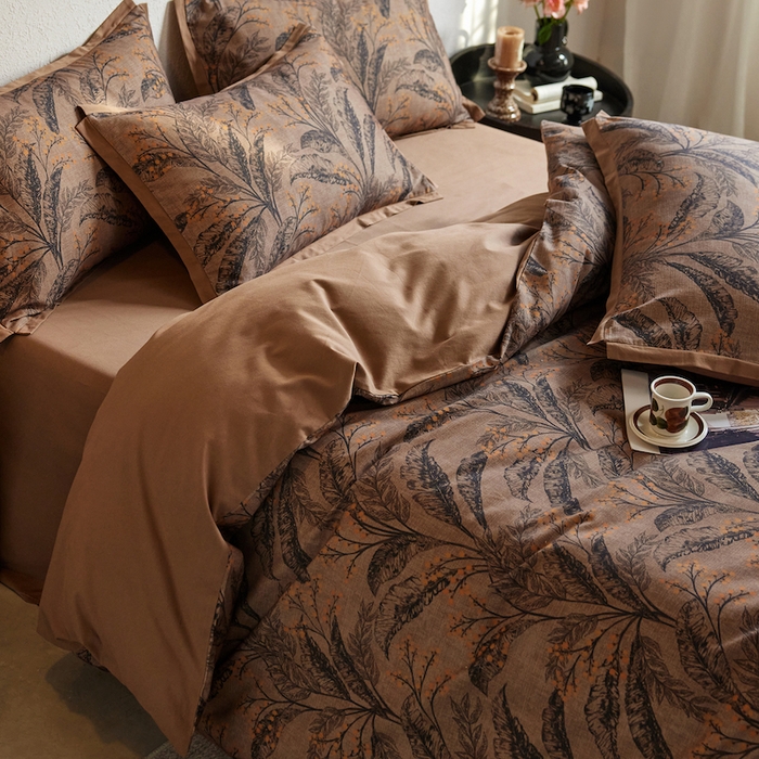 91家纺网 家纺一手货源 找家纺 千朵森 2025新款全棉拼角印花磨毛四件套 秋穗