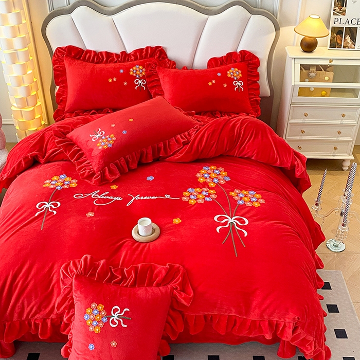 91家纺网 家纺一手货源 找家纺 唐人居 2025新款水晶绒毛巾绣四件套--幸福花开系列 幸福花开-大红