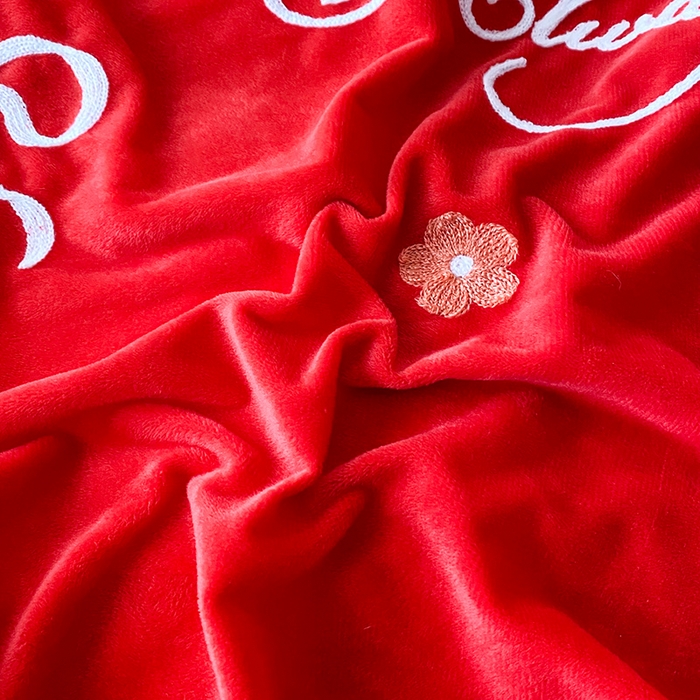 91家纺网 家纺一手货源 找家纺 唐人居 2025新款水晶绒毛巾绣四件套--幸福花开系列 幸福花开-大红