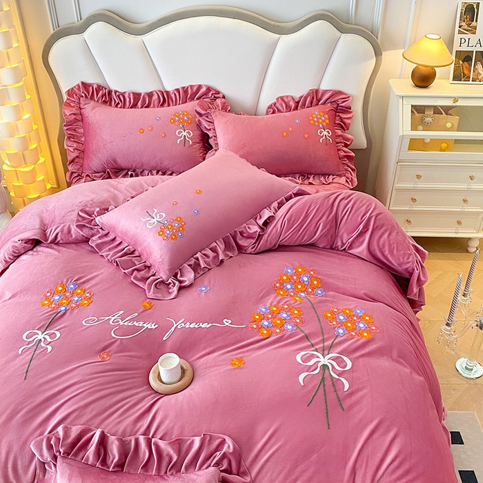 91家纺网 家纺一手货源 找家纺 唐人居 2025新款水晶绒毛巾绣四件套--幸福花开系列 幸福花开-豆沙