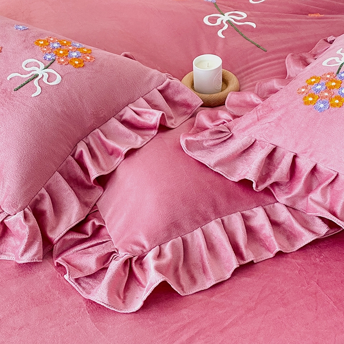 91家纺网 家纺一手货源 找家纺 唐人居 2025新款水晶绒毛巾绣四件套--幸福花开系列 幸福花开-豆沙