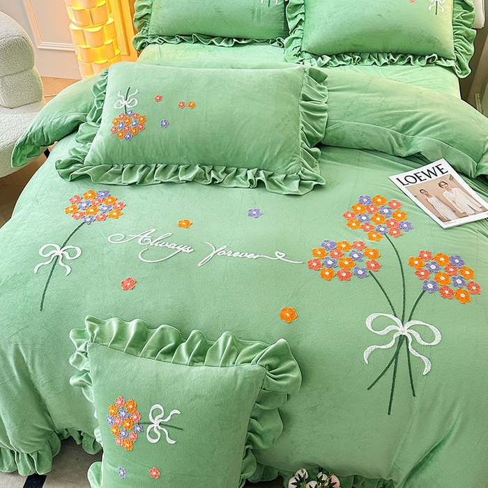 91家纺网 家纺一手货源 找家纺 唐人居 2025新款水晶绒毛巾绣四件套--幸福花开系列 幸福花开-绿色