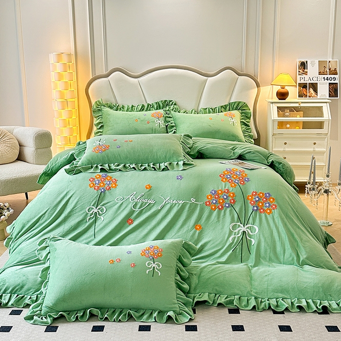 91家纺网 家纺一手货源 找家纺 唐人居 2025新款水晶绒毛巾绣四件套--幸福花开系列 幸福花开-绿色