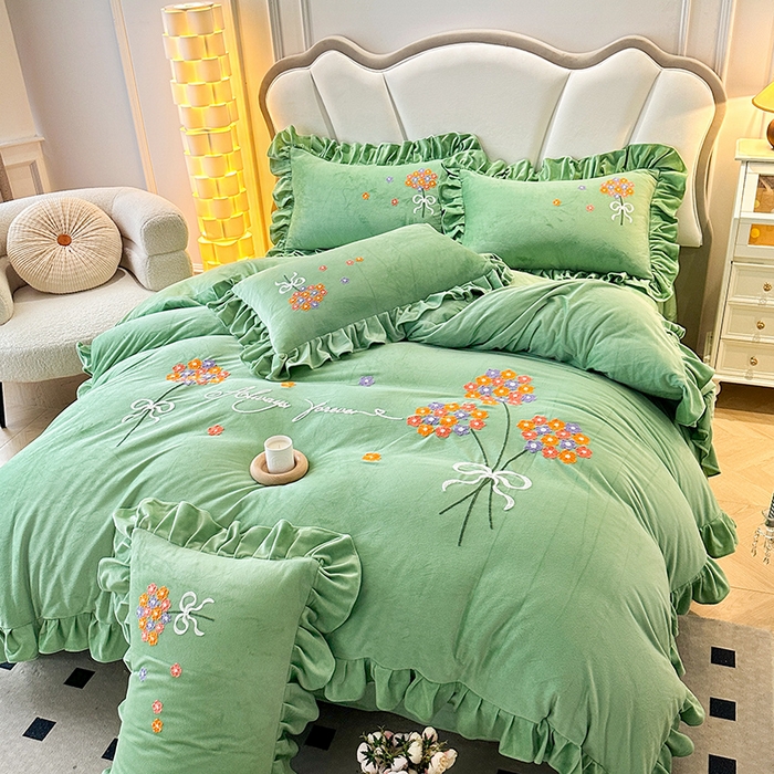 91家纺网 家纺一手货源 找家纺 唐人居 2025新款水晶绒毛巾绣四件套--幸福花开系列 幸福花开-绿色