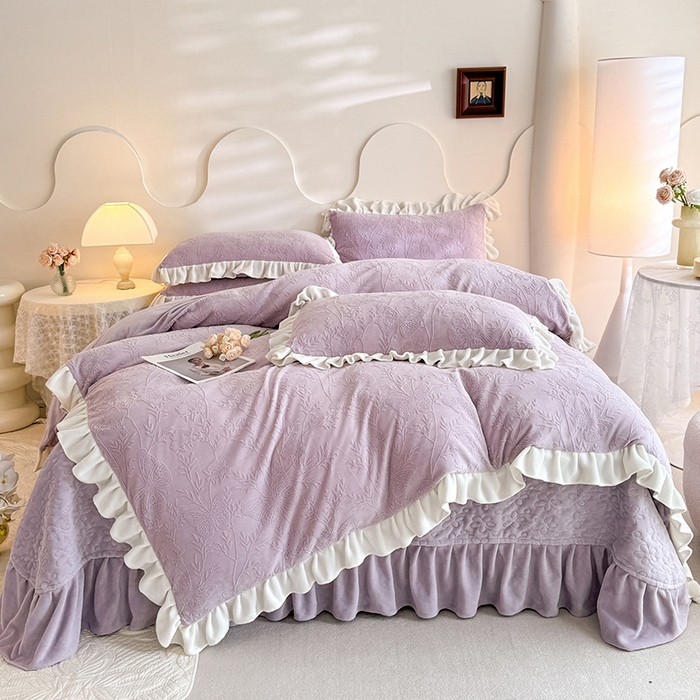 91家纺网 家纺一手货源 找家纺 （总）唐人居 2025新款雕花牛奶绒花边款四件套--摩卡庄园系列