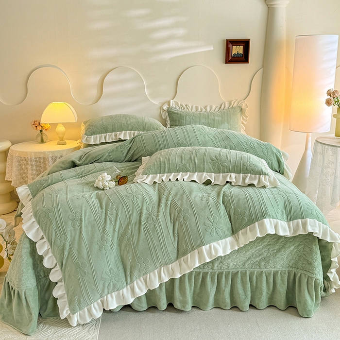 91家纺网 家纺一手货源 找家纺 （总）唐人居 2025新款雕花牛奶绒花边款四件套--摩卡庄园系列