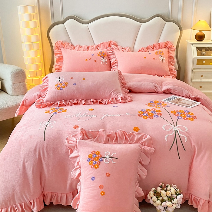 91家纺网 家纺一手货源 找家纺 唐人居 2025新款水晶绒毛巾绣四件套--幸福花开系列 幸福花开-玉色