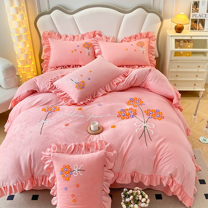 91家纺网 家纺一手货源 找家纺 唐人居 2025新款水晶绒毛巾绣四件套--幸福花开系列 幸福花开-玉色