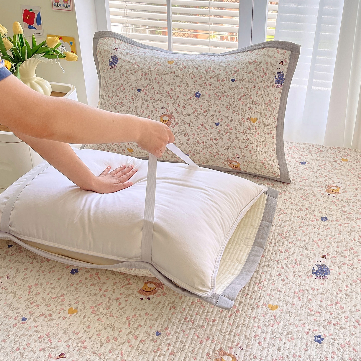 91家纺网 家纺一手货源 找家纺 雨彤家纺 2025新款A类双层纱夹棉单人枕巾 萌萌哒