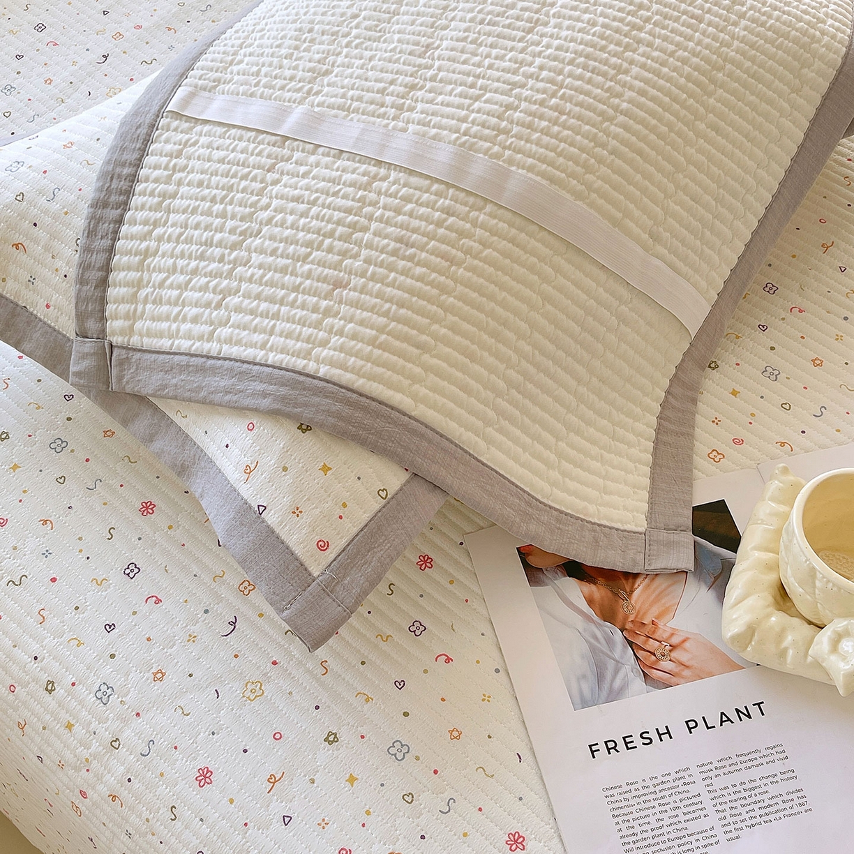 91家纺网 家纺一手货源 找家纺 雨彤家纺 2025新款A类双层纱夹棉单人枕巾 小确幸