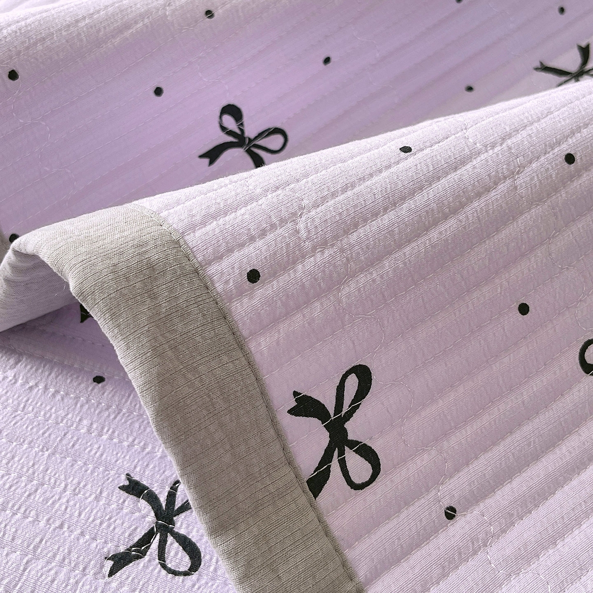 91家纺网 家纺一手货源 找家纺 雨彤家纺 2025新款A类双层纱夹棉单人枕巾 蝴蝶可颂