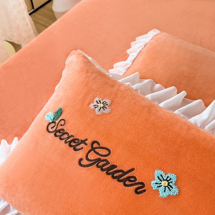 91家纺网 家纺一手货源 找家纺 唐人居 2025新款高克重牛奶绒毛巾绣四件套--繁花 繁花-橘橙