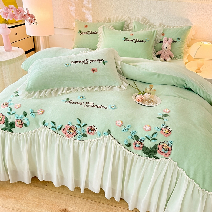 91家纺网 家纺一手货源 找家纺 唐人居 2025新款高克重牛奶绒毛巾绣四件套--繁花 繁花-浅绿