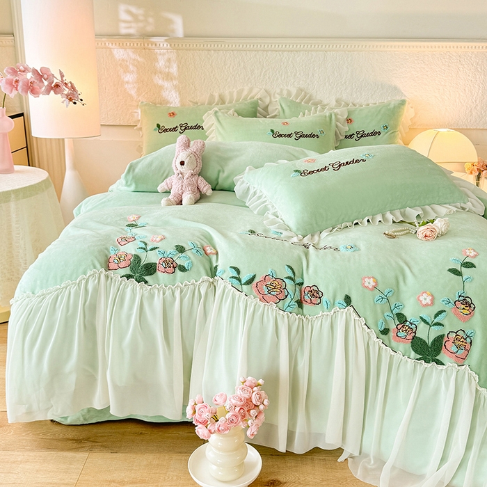 91家纺网 家纺一手货源 找家纺 唐人居 2025新款高克重牛奶绒毛巾绣四件套--繁花 繁花-浅绿