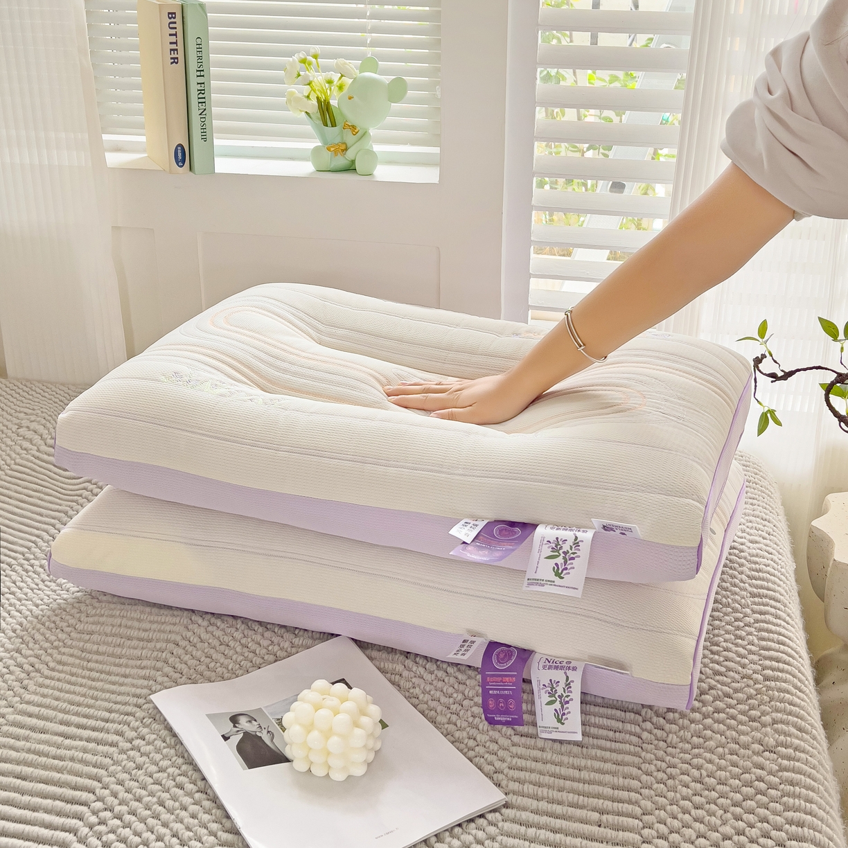 91家纺网 家纺一手货源 找家纺 晚儿 2025新款薰衣草工学护颈枕头枕芯 奶油白