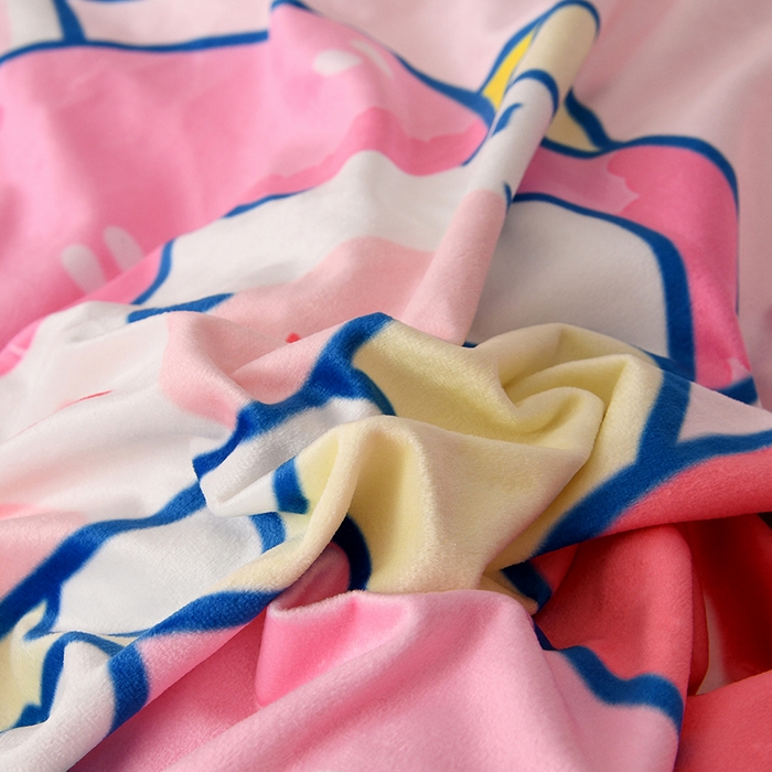 91家纺网 家纺一手货源 找家纺 萌宝家纺 2025秋冬幼儿园宝宝绒婴儿绒三件套被子六件套 草莓兔子