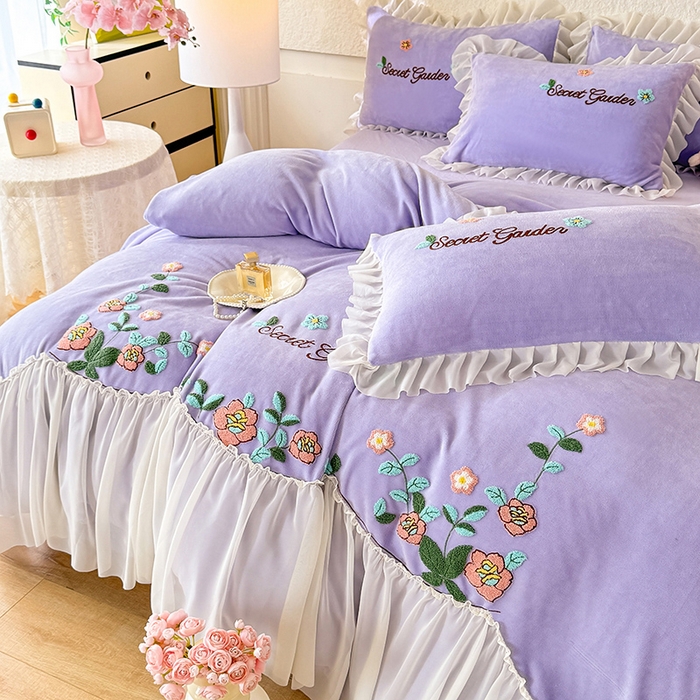 91家纺网 家纺一手货源 找家纺 唐人居 2025新款高克重牛奶绒毛巾绣四件套--繁花 繁花-紫色