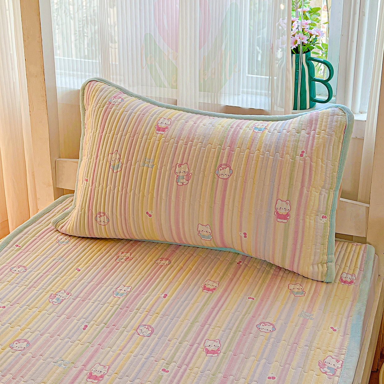 91家纺网 家纺一手货源 找家纺 恒尚居 2025新款纯棉牛奶绒学生床垫 双面两用夹棉床单床垫-秋冬款 四季通用 彩虹猫-A纯棉-B牛奶绒