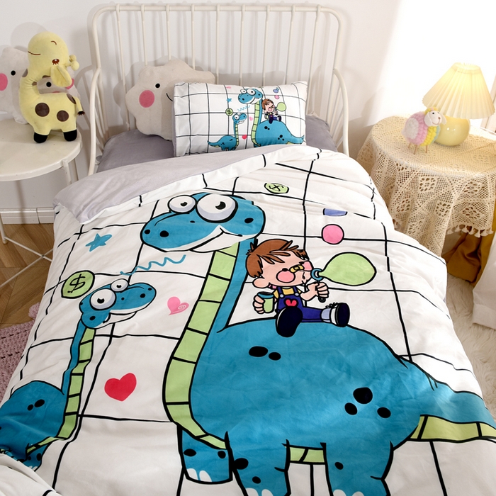 91家纺网 家纺一手货源 找家纺 萌宝家纺 2025秋冬幼儿园宝宝绒婴儿绒三件套被子六件套 恐龙男孩