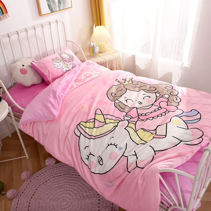 91家纺网 家纺一手货源 找家纺 萌宝家纺 2025秋冬幼儿园宝宝绒婴儿绒三件套被子六件套 木马公主