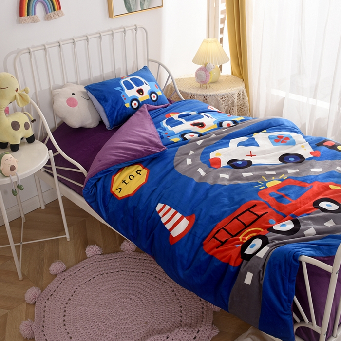 91家纺网 家纺一手货源 找家纺 萌宝家纺 2025秋冬幼儿园宝宝绒婴儿绒三件套被子六件套 汽车乐园