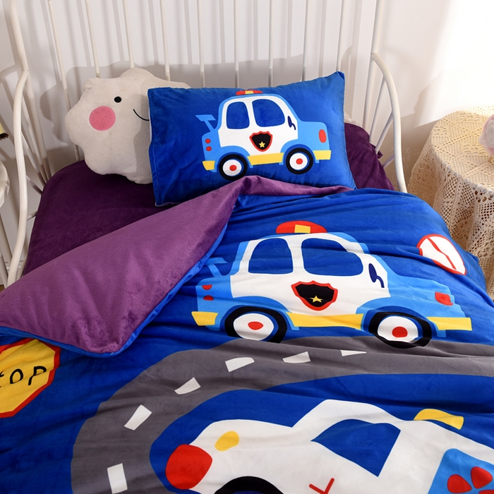 91家纺网 家纺一手货源 找家纺 萌宝家纺 2025秋冬幼儿园宝宝绒婴儿绒三件套被子六件套 汽车乐园