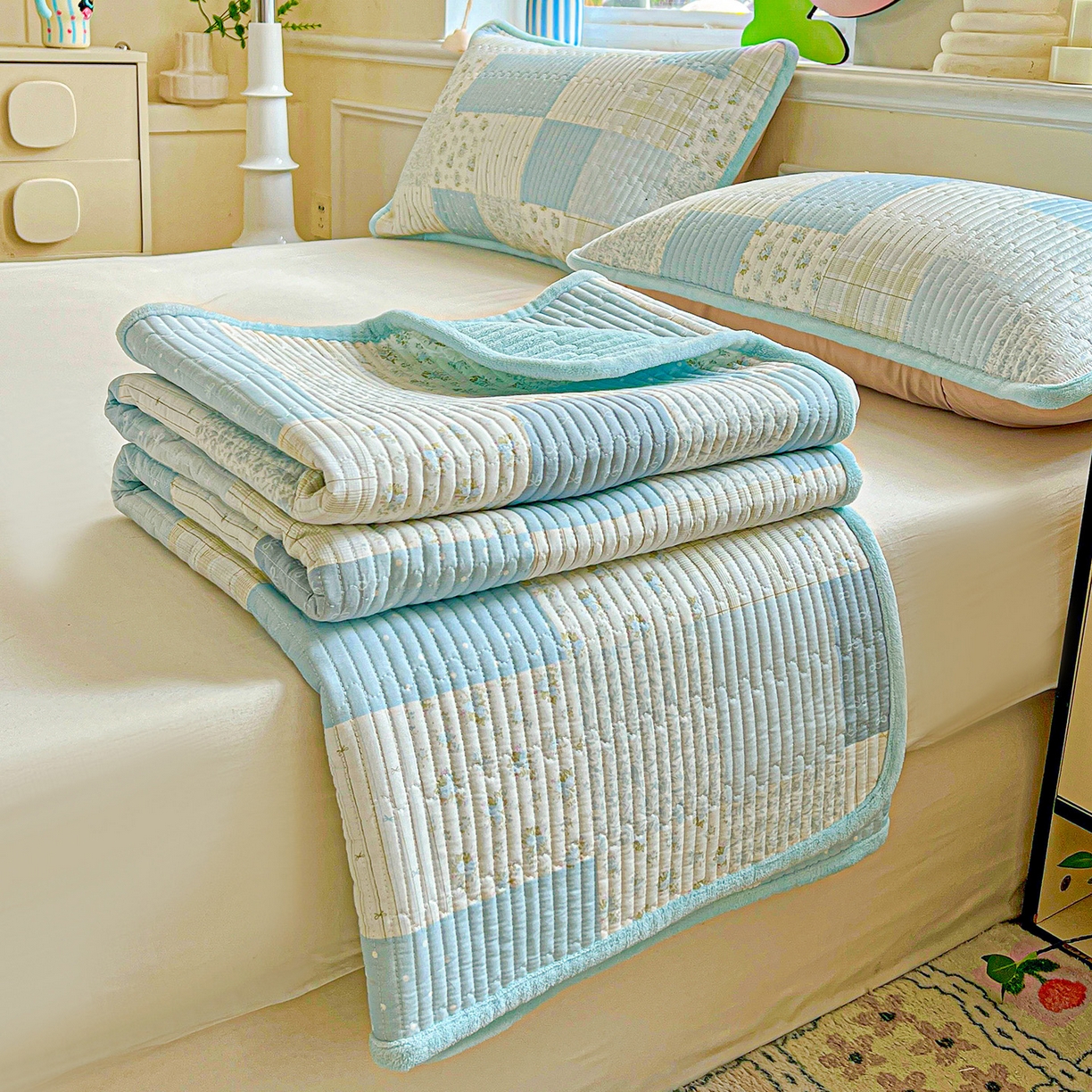 91家纺网 家纺一手货源 找家纺 恒尚居 2025新款纯棉牛奶绒学生床垫 双面两用夹棉床单床垫-秋冬款 四季通用 芳菲-蓝-A纯棉-B牛奶绒