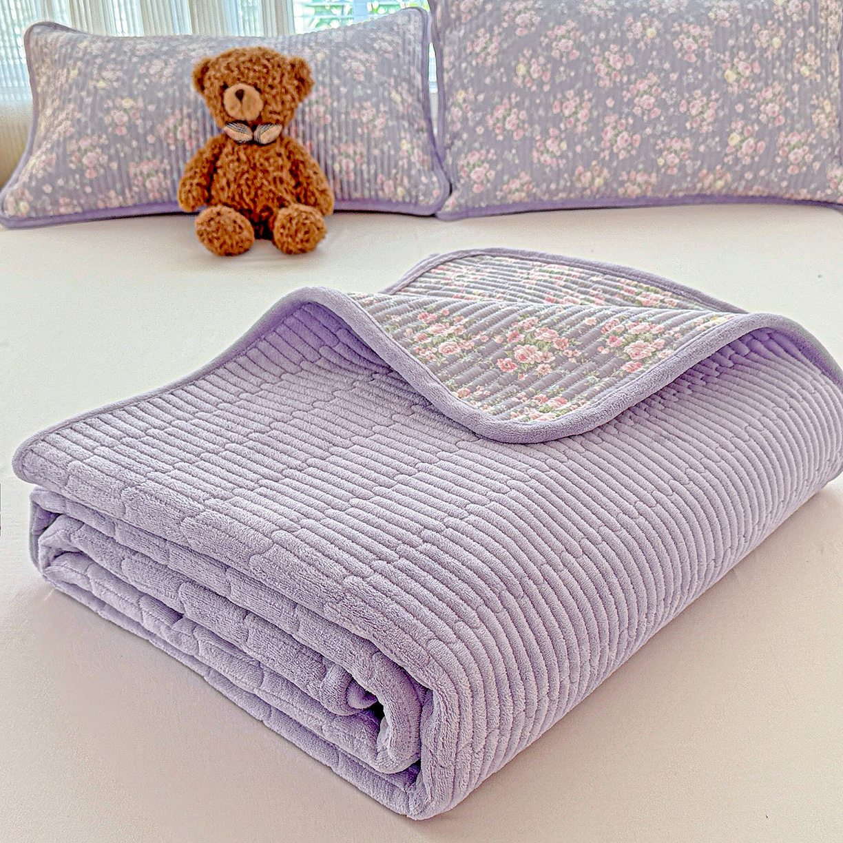 91家纺网 家纺一手货源 找家纺 恒尚居 2025新款纯棉牛奶绒学生床垫 双面两用夹棉床单床垫-秋冬款 四季通用 花田物语-A纯棉-B牛奶绒