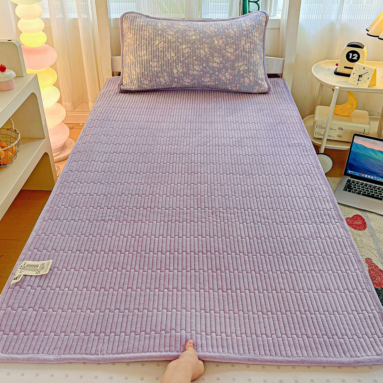 91家纺网 家纺一手货源 找家纺 恒尚居 2025新款纯棉牛奶绒学生床垫 双面两用夹棉床单床垫-秋冬款 四季通用 花田物语-A纯棉-B牛奶绒