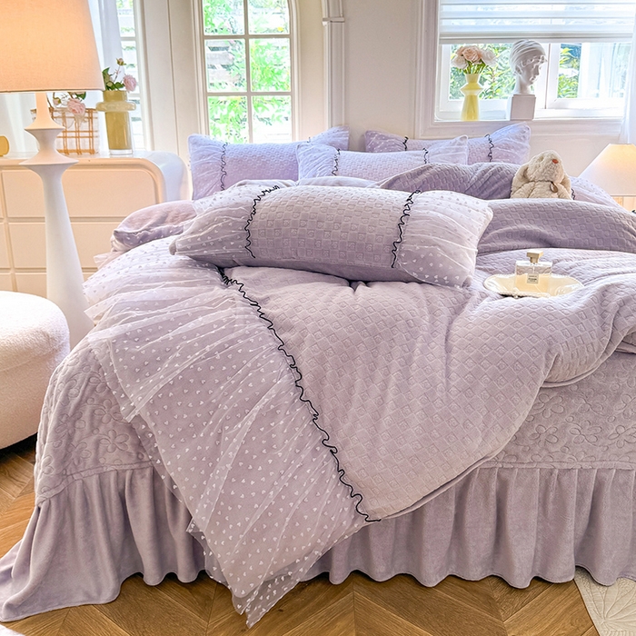 91家纺网 家纺一手货源 找家纺 唐人居 2025新款雕花牛奶绒花边四件套--初恋系列 初恋-浅紫