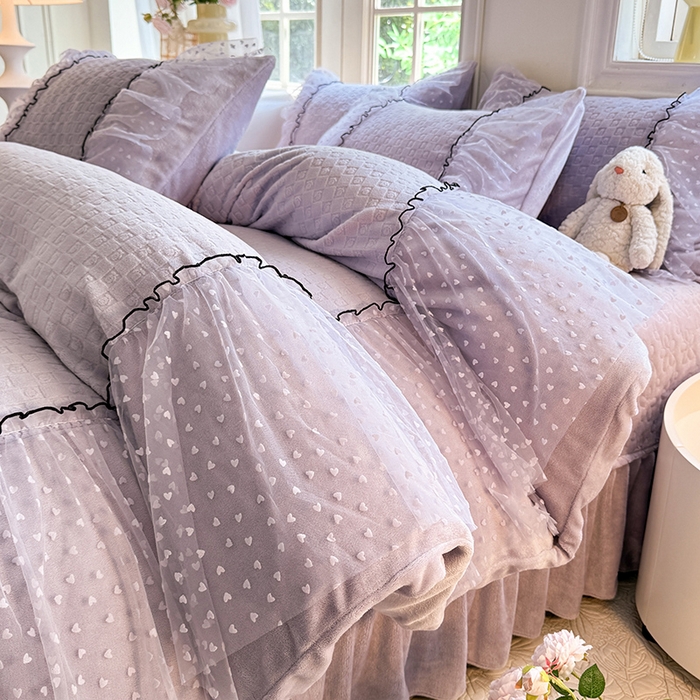 91家纺网 家纺一手货源 找家纺 唐人居 2025新款雕花牛奶绒花边四件套--初恋系列 初恋-浅紫