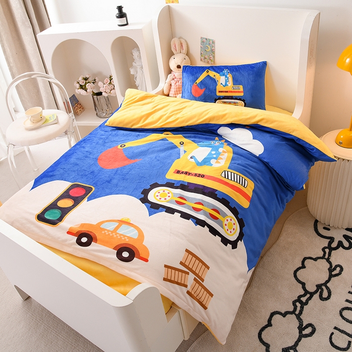 91家纺网 家纺一手货源 找家纺 萌宝家纺 2025秋冬幼儿园宝宝绒婴儿绒三件套被子六件套 挖掘机