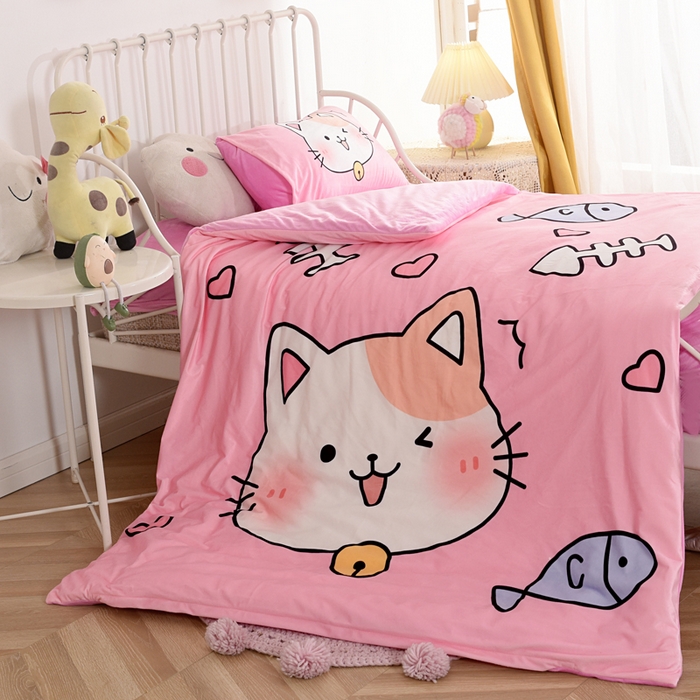 91家纺网 家纺一手货源 找家纺 萌宝家纺 2025秋冬幼儿园宝宝绒婴儿绒三件套被子六件套 小猫咪