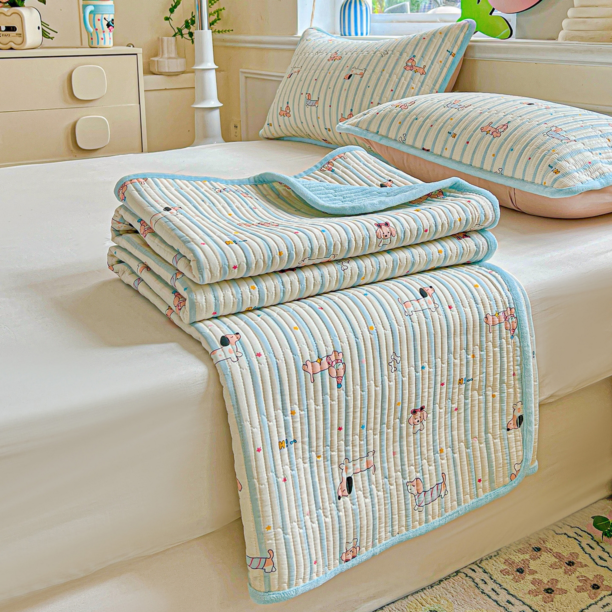 91家纺网 家纺一手货源 找家纺 恒尚居 2025新款纯棉牛奶绒学生床垫 双面两用夹棉床单床垫-秋冬款 四季通用 机灵旺仔-A纯棉-B牛奶绒