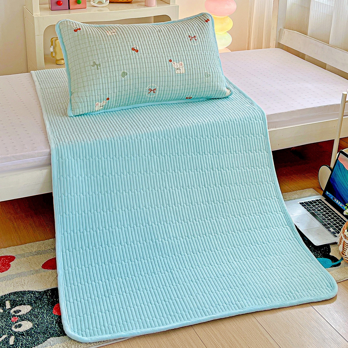 91家纺网 家纺一手货源 找家纺 恒尚居 2025新款纯棉牛奶绒学生床垫 双面两用夹棉床单床垫-秋冬款 四季通用 蓝象-A纯棉-B牛奶绒