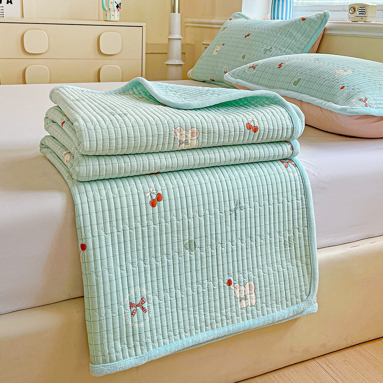 91家纺网 家纺一手货源 找家纺 恒尚居 2025新款纯棉牛奶绒学生床垫 双面两用夹棉床单床垫-秋冬款 四季通用 蓝象-A纯棉-B牛奶绒