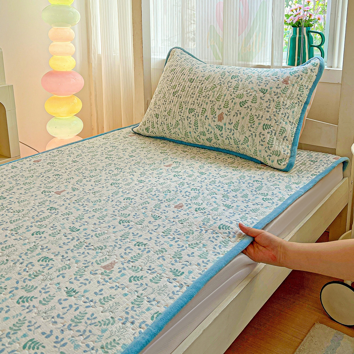 91家纺网 家纺一手货源 找家纺 恒尚居 2025新款纯棉牛奶绒学生床垫 双面两用夹棉床单床垫-秋冬款 四季通用 绿野仙踪-A纯棉-B牛奶绒