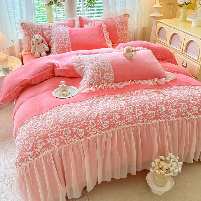 91家纺网 家纺一手货源 找家纺 （总）唐人居 2025新款高克重牛奶绒蕾丝雪纺花边四件套-丘比特