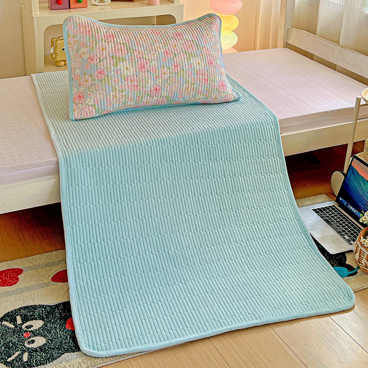 91家纺网 家纺一手货源 找家纺 恒尚居 2025新款纯棉牛奶绒学生床垫 双面两用夹棉床单床垫-秋冬款 四季通用 梦幻-A纯棉-B牛奶绒