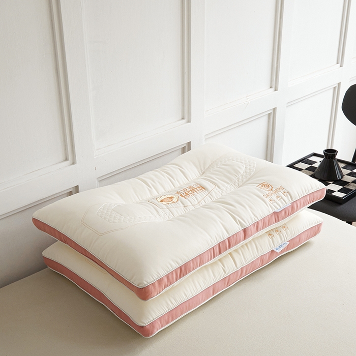 91家纺网 家纺一手货源 找家纺 小米枕芯 2025新款刺绣羊绒蛋白护颈枕头枕芯 羊绒蛋白 粉色边【一对装】