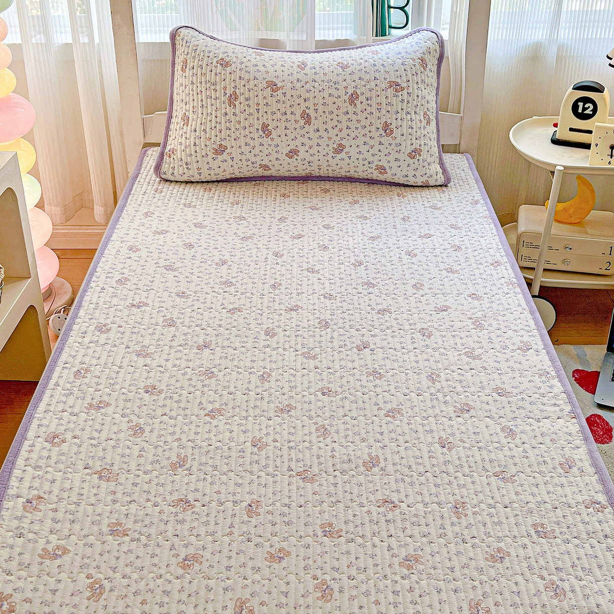 91家纺网 家纺一手货源 找家纺 恒尚居 2025新款纯棉牛奶绒学生床垫 双面两用夹棉床单床垫-秋冬款 四季通用 清茶小熊-A纯棉-B牛奶绒