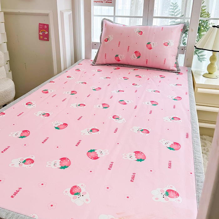 91家纺网 家纺一手货源 找家纺 （总）萌宝家纺 2025新款小清新卡通学生宿舍凉席幼儿园小学生冰丝席冰藤软席