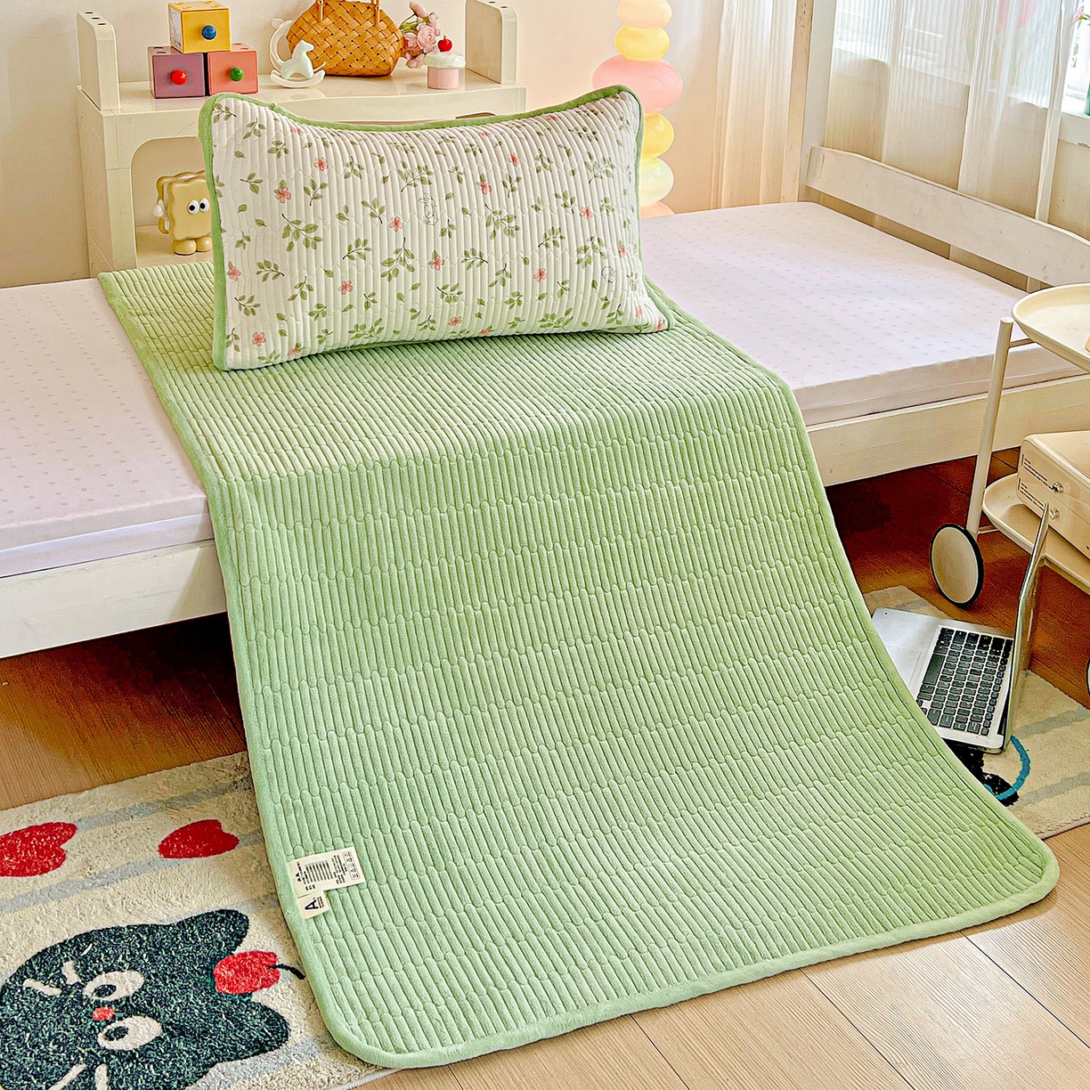 91家纺网 家纺一手货源 找家纺 恒尚居 2025新款纯棉牛奶绒学生床垫 双面两用夹棉床单床垫-秋冬款 四季通用 清新雅韵-A纯棉-B牛奶绒