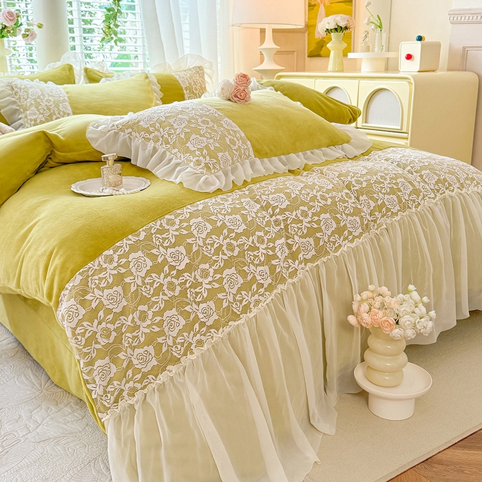 91家纺网 家纺一手货源 找家纺 唐人居 2025新款高克重牛奶绒蕾丝雪纺花边四件套-丘比特 丘比特-柠檬黄