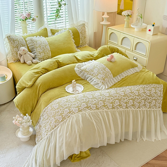 91家纺网 家纺一手货源 找家纺 唐人居 2025新款高克重牛奶绒蕾丝雪纺花边四件套-丘比特 丘比特-柠檬黄