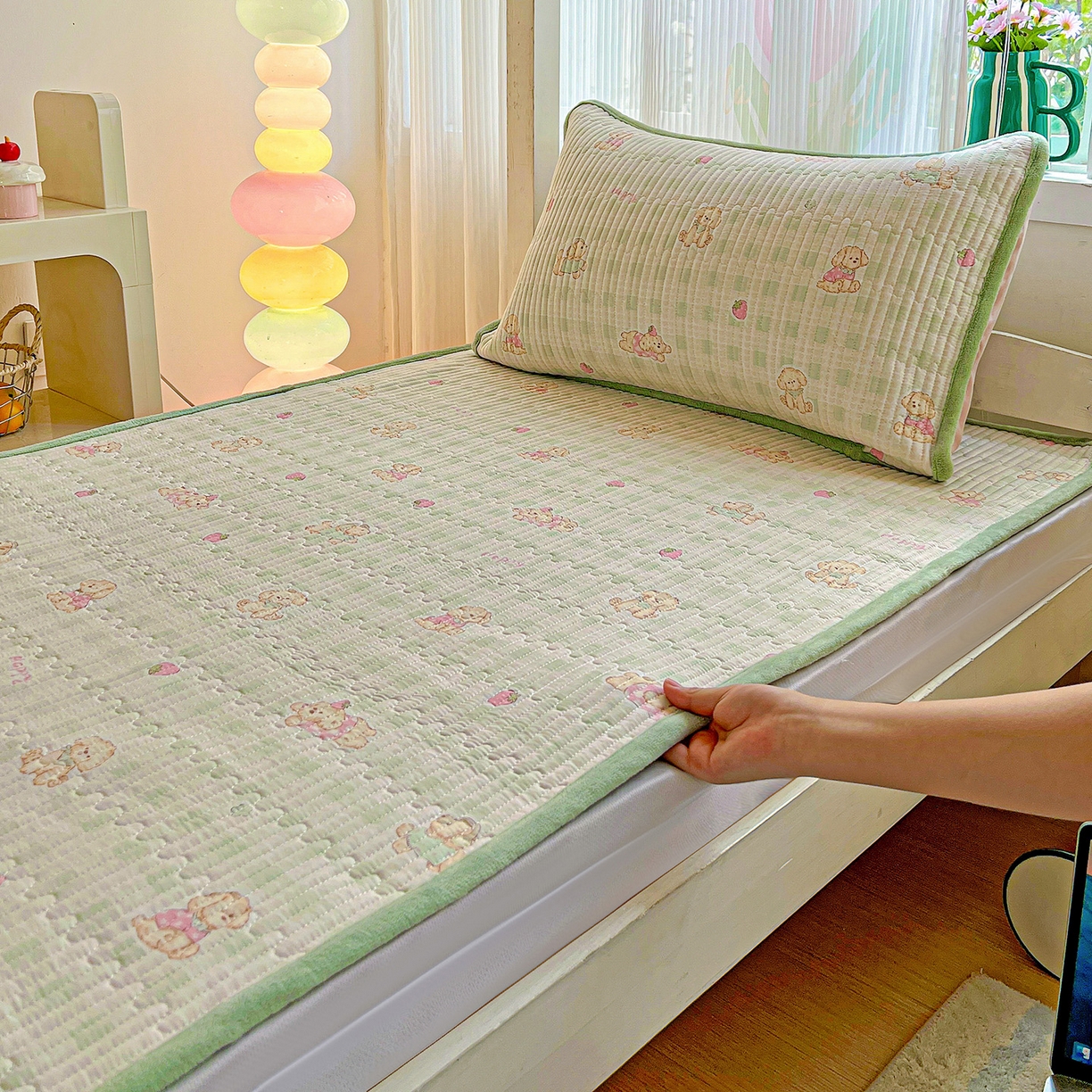 91家纺网 家纺一手货源 找家纺 恒尚居 2025新款纯棉牛奶绒学生床垫 双面两用夹棉床单床垫-秋冬款 四季通用 甜心旺旺-A纯棉-B牛奶绒