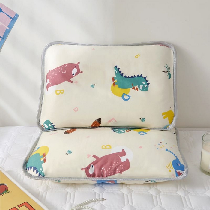 91家纺网 家纺一手货源 找家纺 小米枕芯 2025新款全棉儿童凉感冰爽柔软舒适亲肤枕头枕芯 米色恐龙小熊【单只装】