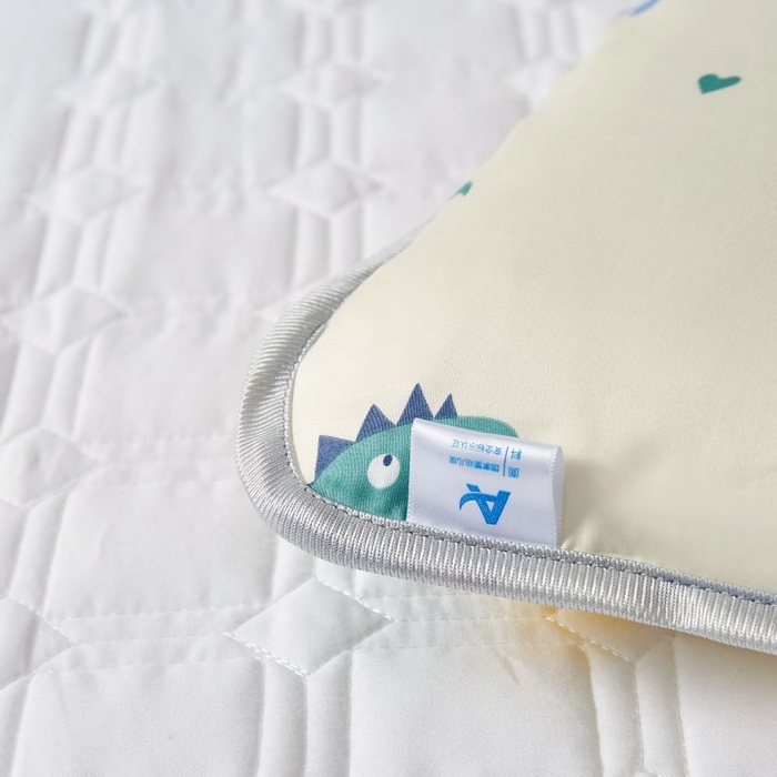 91家纺网 家纺一手货源 找家纺 小米枕芯 2025新款全棉儿童凉感冰爽柔软舒适亲肤枕头枕芯 米色恐龙小熊【单只装】