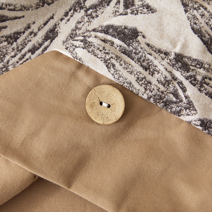 91家纺网 家纺一手货源 找家纺 沐白家居 2025新款全棉生态磨毛印花四件套-纽扣工艺款 雅集-卡其